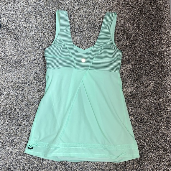 Lululemon Tame Me Tank Top - Picture 4 of 7